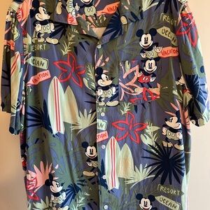 Disney Men's Blue Mickey Mouse Hawaiian Shirt